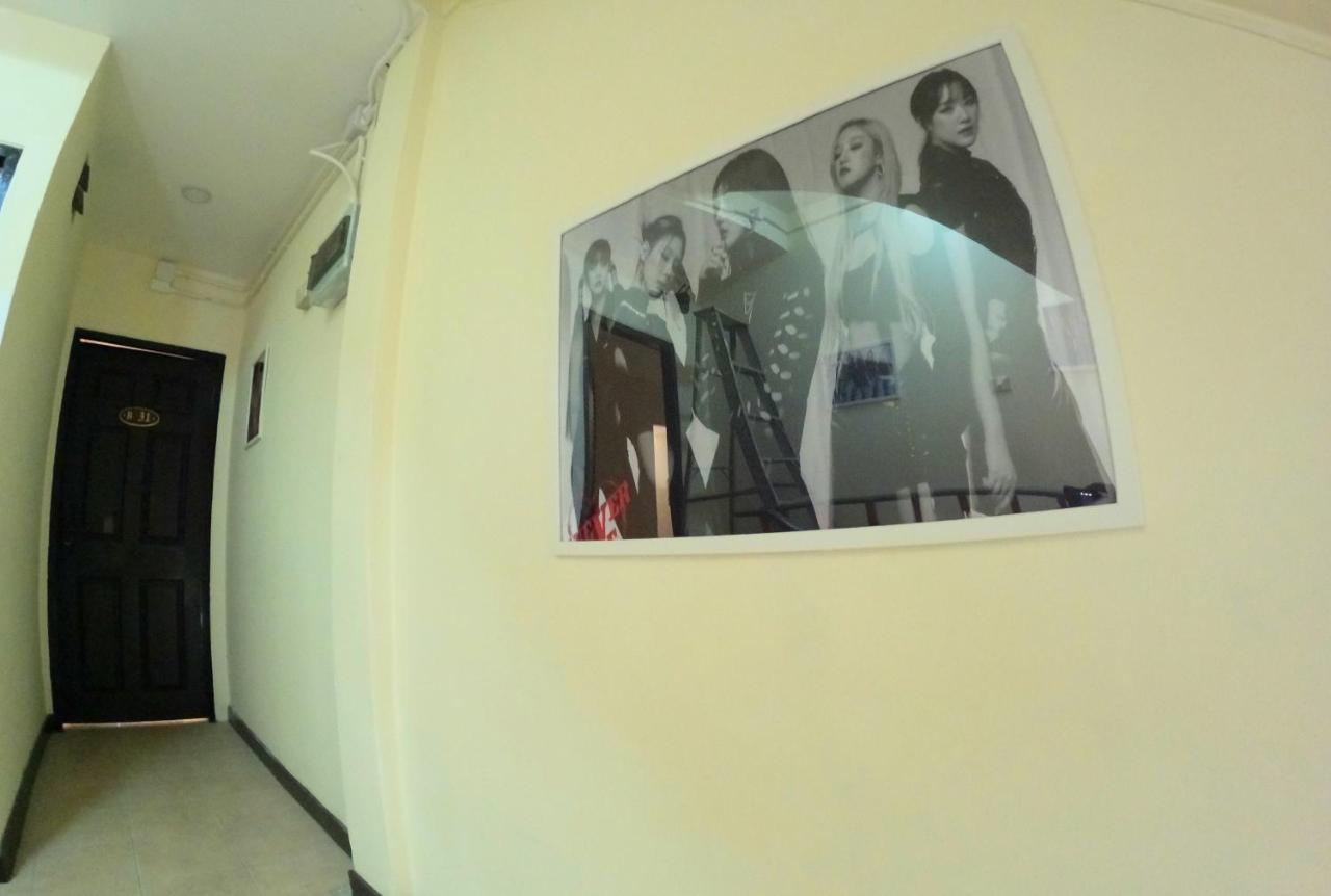 Kpop Hostel Karon Ngoại thất bức ảnh