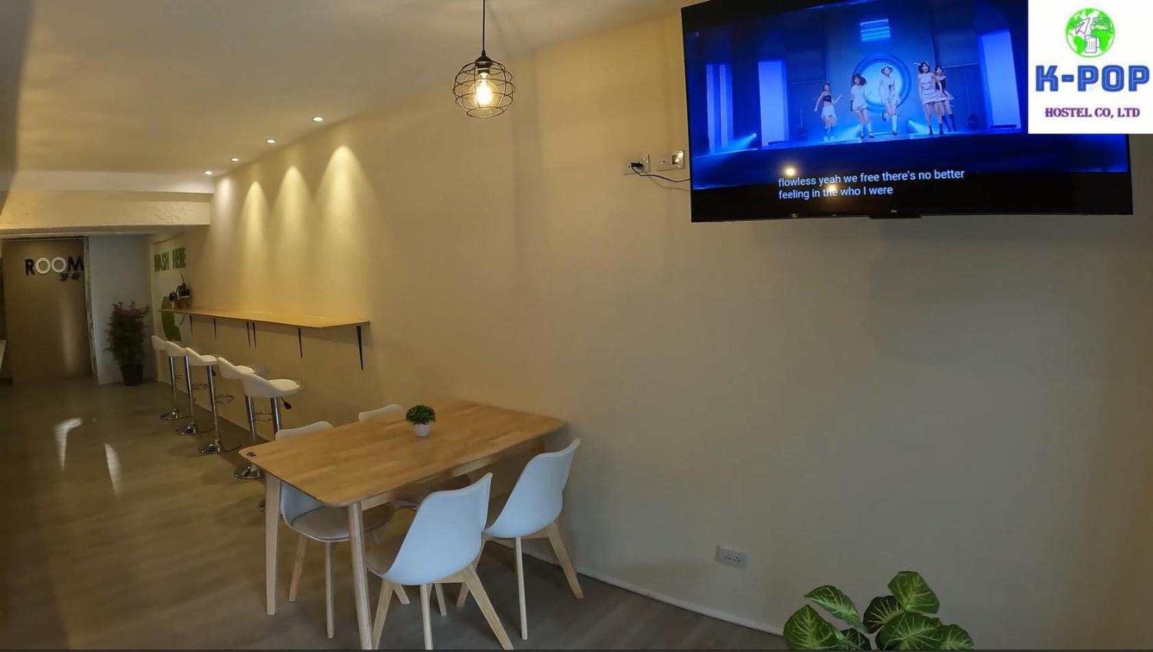 Kpop Hostel Karon Ngoại thất bức ảnh